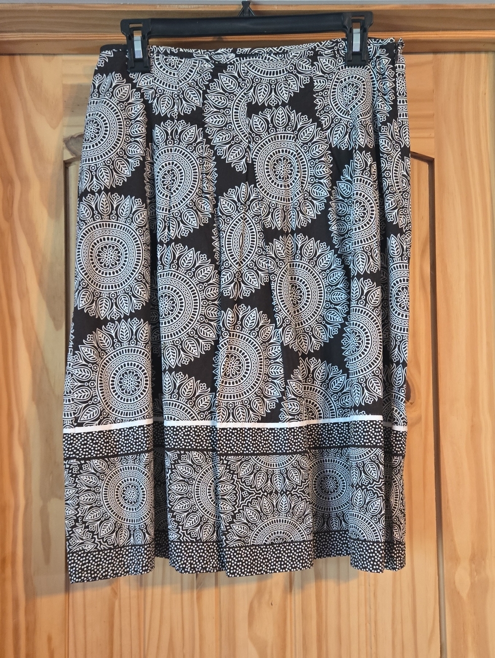 East 5th Brown and White Medallion A-Line Skirt
